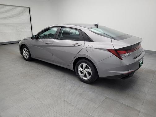 2023 Hyundai ELANTRA SE