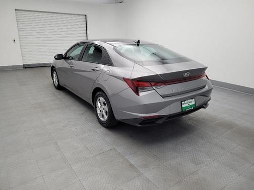 2023 Hyundai ELANTRA SE