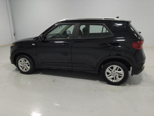 2020 Hyundai VENUE SEL