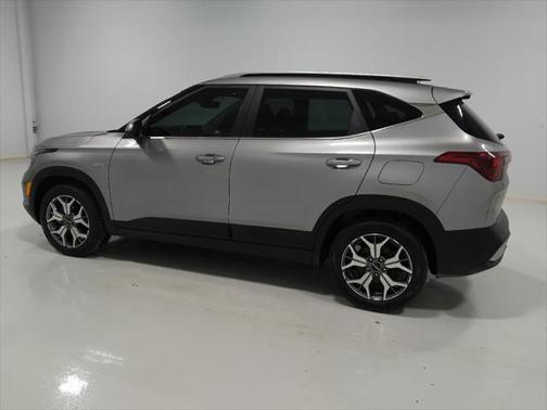 2022 Kia Seltos EX