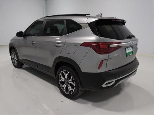 2022 Kia Seltos EX