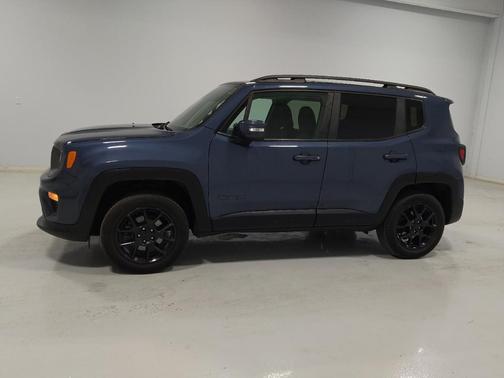 Slate Blue Pearlcoat 2020 Jeep Renegade Altitude