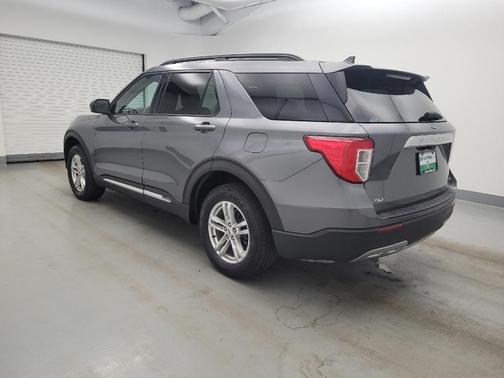 Carbonized Gray Metallic 2022 Ford Explorer XLT