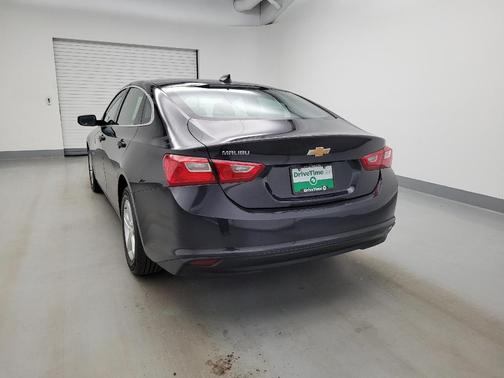 Dark Ash Metallic 2023 Chevrolet Malibu 1LS