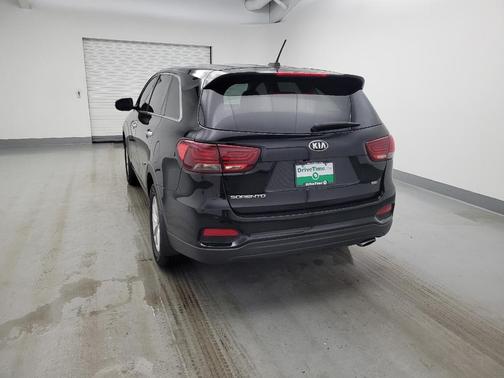 Ebony Black 2019 Kia Sorento LX