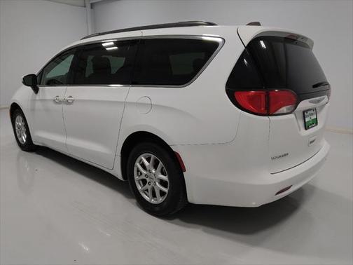 2021 Chrysler Voyager LXI