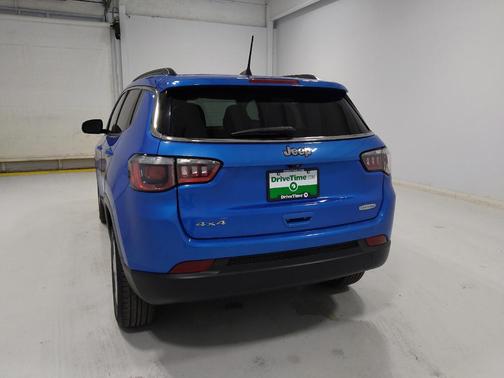 Laser Blue Pearlcoat 2019 Jeep Compass Latitude