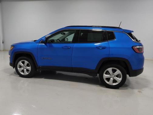 Laser Blue Pearlcoat 2019 Jeep Compass Latitude