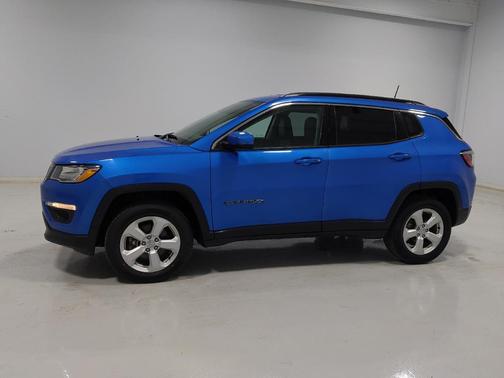 Laser Blue Pearlcoat 2019 Jeep Compass Latitude