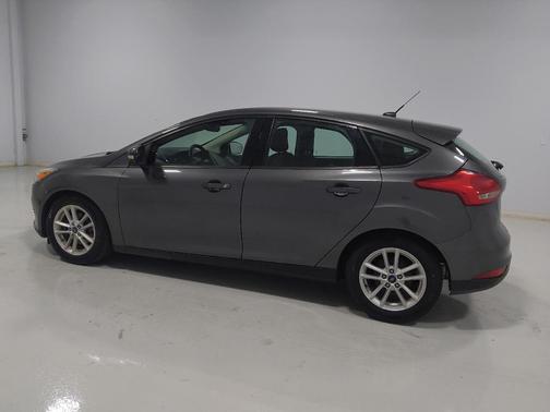Magnetic Metallic 2018 Ford Focus SE