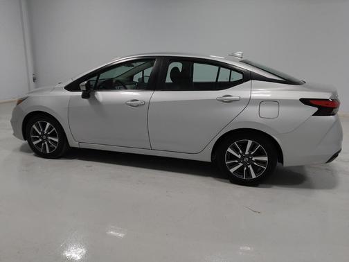 2021 Nissan Versa 1.6 SV