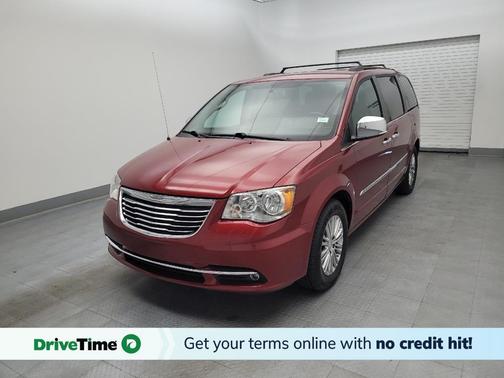 2016 Chrysler Town & Country Touring-L