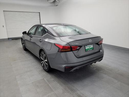 2022 Nissan Altima SR FWD