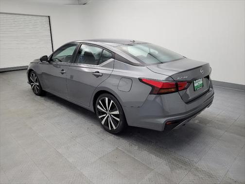 2022 Nissan Altima SR FWD