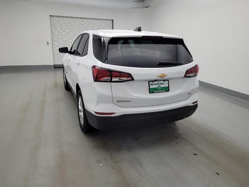 Summit White 2022 Chevrolet Equinox LS