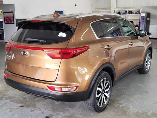 Brown 2017 Kia Sportage EX