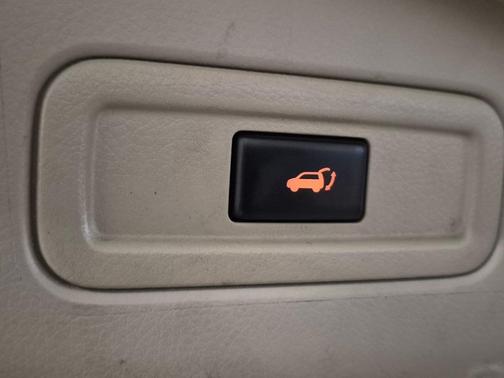 Maroon 2014 Nissan Murano SL