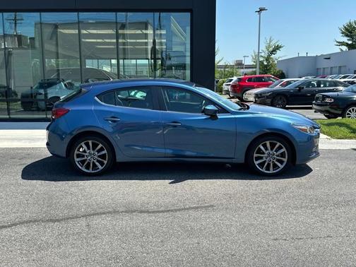 2018 Mazda Mazda3 Touring
