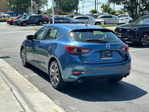 2018 Mazda Mazda3 Touring