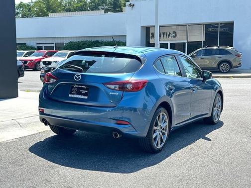 2018 Mazda Mazda3 Touring
