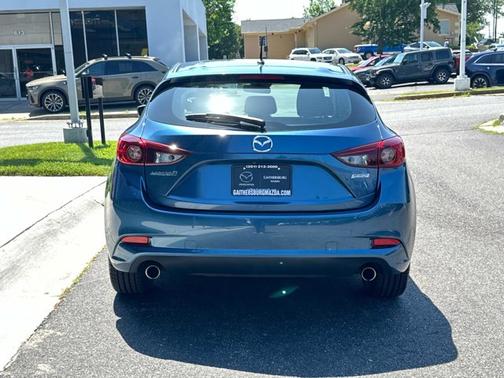 2018 Mazda Mazda3 Touring
