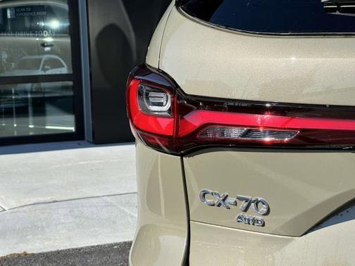 2025 Mazda CX-70 PHEV Premium Plus Package