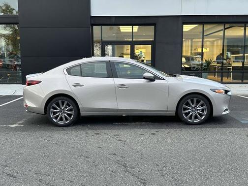 2025 Mazda Mazda3 2.5 S Preferred
