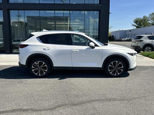 Snowflake White Pearl Mica 2022 Mazda CX-5 2.5 S Premium Package