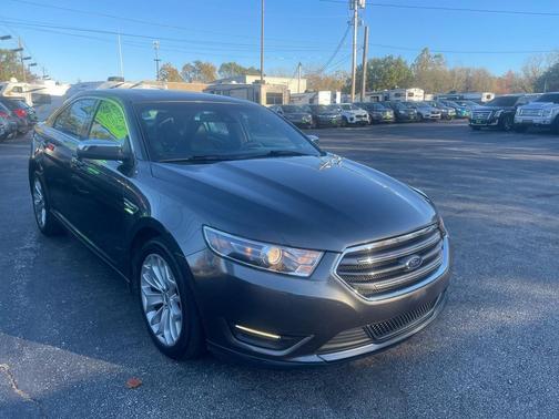 2017 Ford Taurus Limited