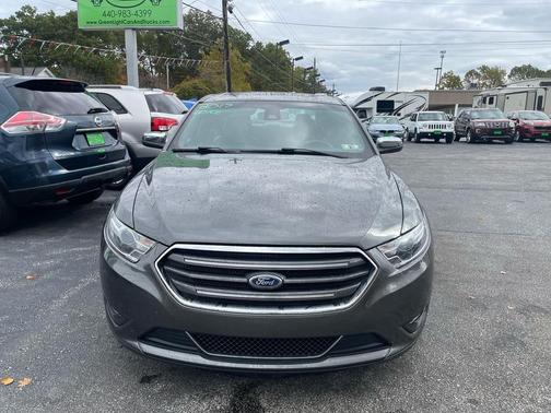2017 Ford Taurus Limited