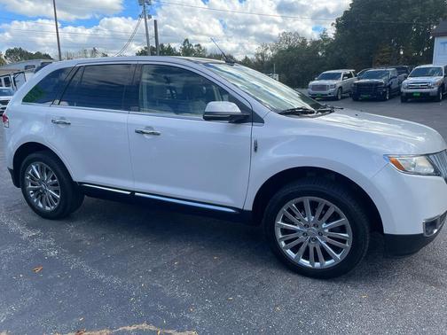 2015 Lincoln MKX Base