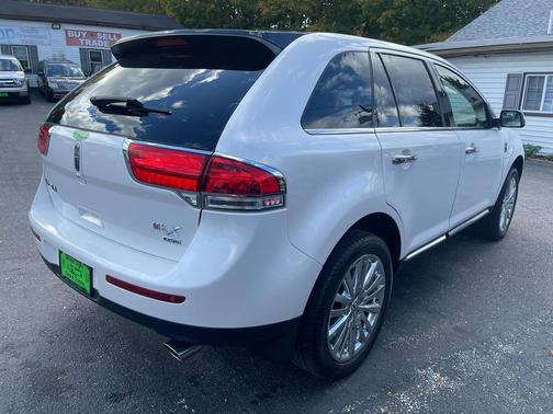 2015 Lincoln MKX Base