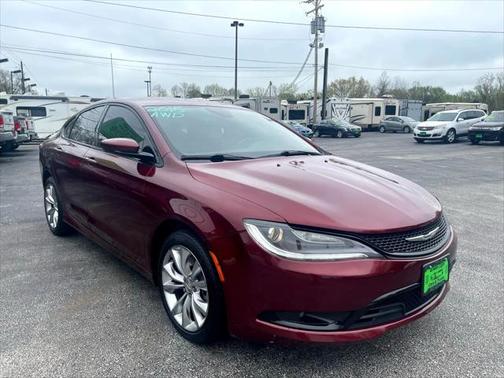 2015 Chrysler 200 S
