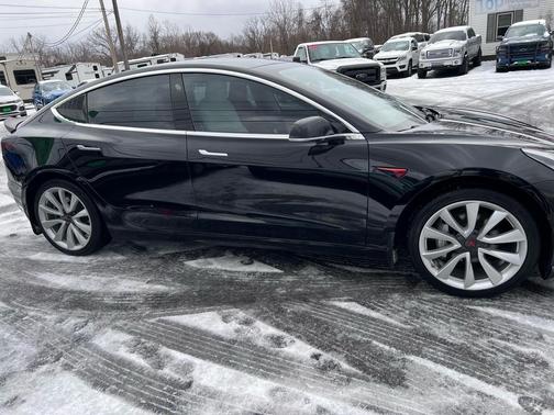 2020 Tesla Model 3 Long Range