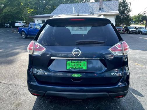2015 Nissan Rogue SV