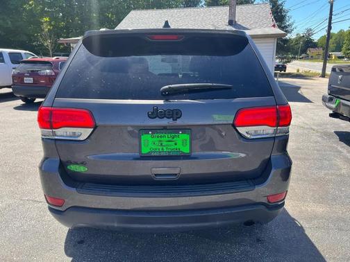 Granite Crystal Metallic Clearcoat 2016 Jeep Grand Cherokee Laredo