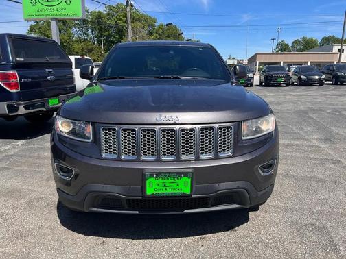 Granite Crystal Metallic Clearcoat 2016 Jeep Grand Cherokee Laredo