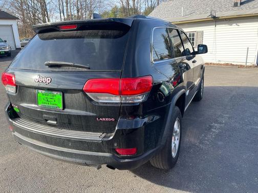 2017 Jeep Grand Cherokee Laredo