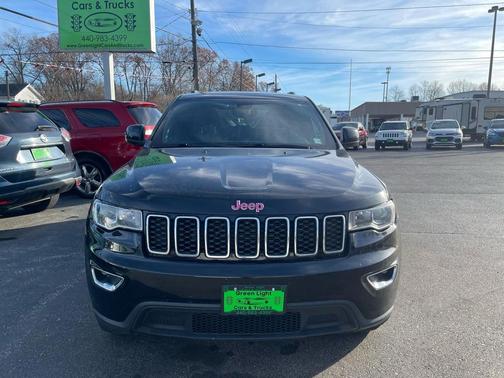2017 Jeep Grand Cherokee Laredo