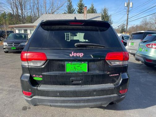 2017 Jeep Grand Cherokee Laredo