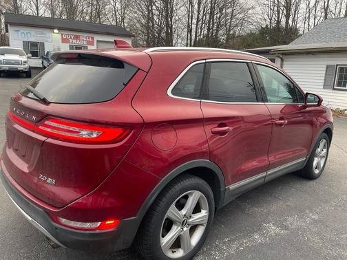 2015 Lincoln MKC Base