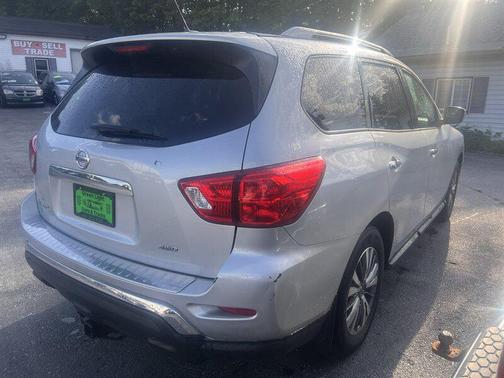 Brilliant Silver 2018 Nissan Pathfinder S