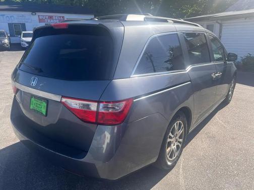 Polished Metal Metallic 2012 Honda Odyssey EX-L