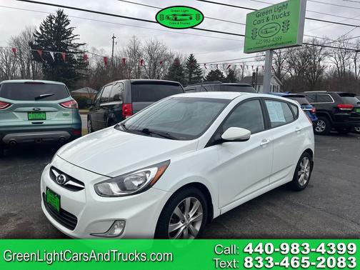 2013 Hyundai Accent SE