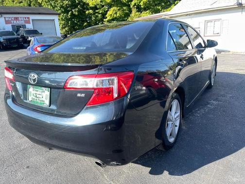 2012 Toyota Camry SE Limited Edition