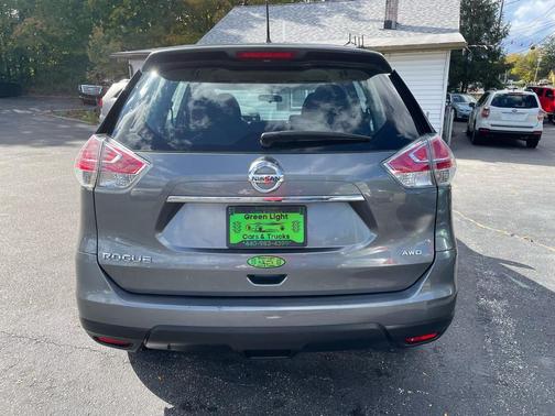 2015 Nissan Rogue S