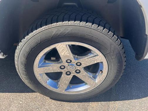 Bright White Clearcoat 2015 RAM 1500 Tradesman/Express