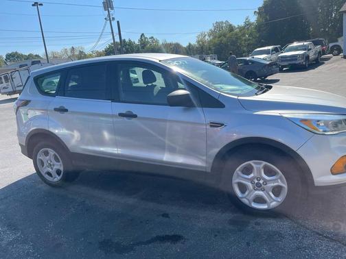 2017 Ford Escape S