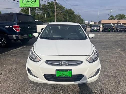 Century White 2017 Hyundai Accent SE