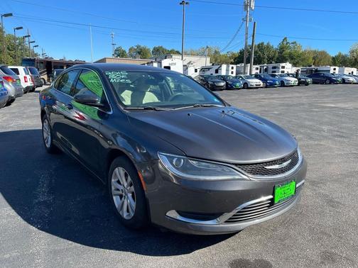 2015 Chrysler 200 Limited